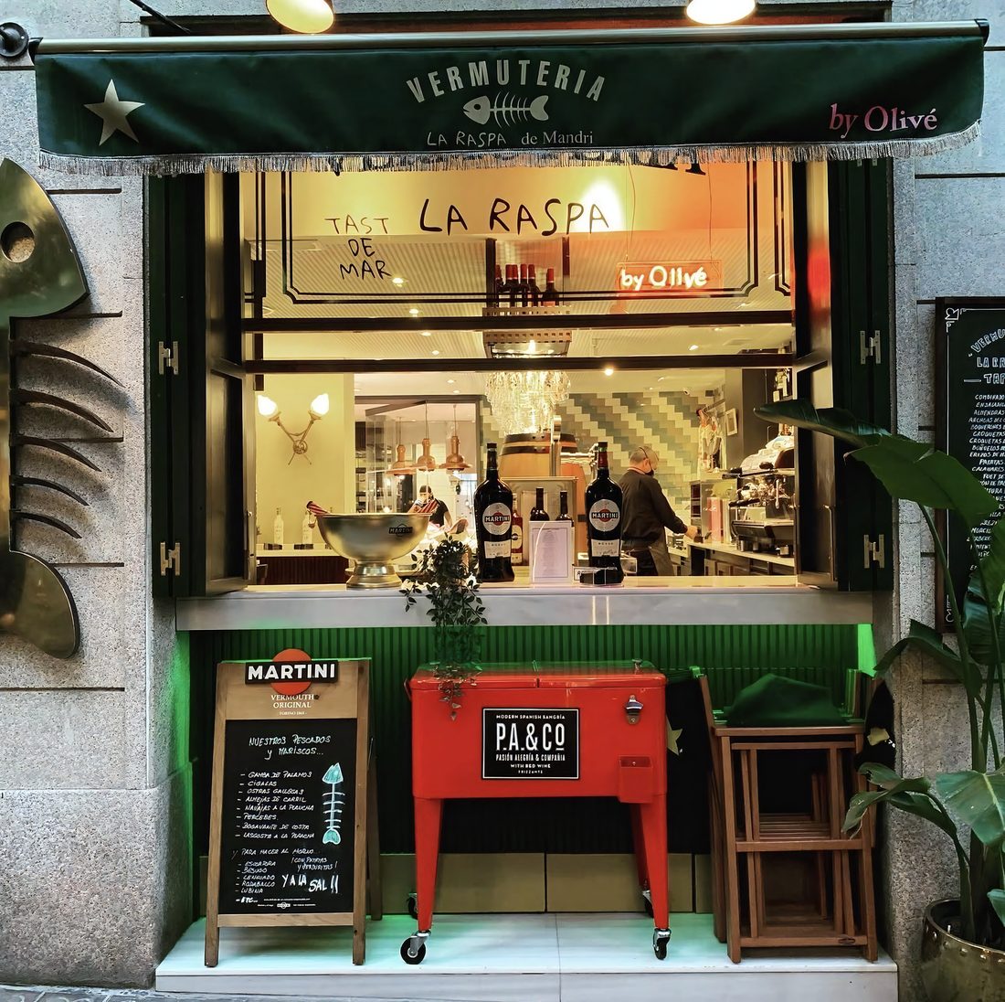 Fachada de Vermutería La Raspa de Mandri